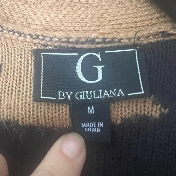 G by Giuliana Caramel Long Cardigan Sweater with hearts - Picture 4 of 4